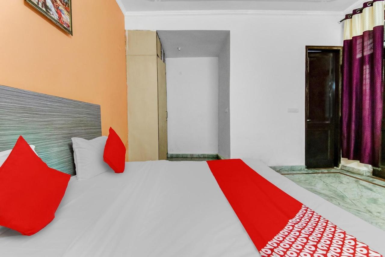 Hotel O Orlov Noida Buitenkant foto