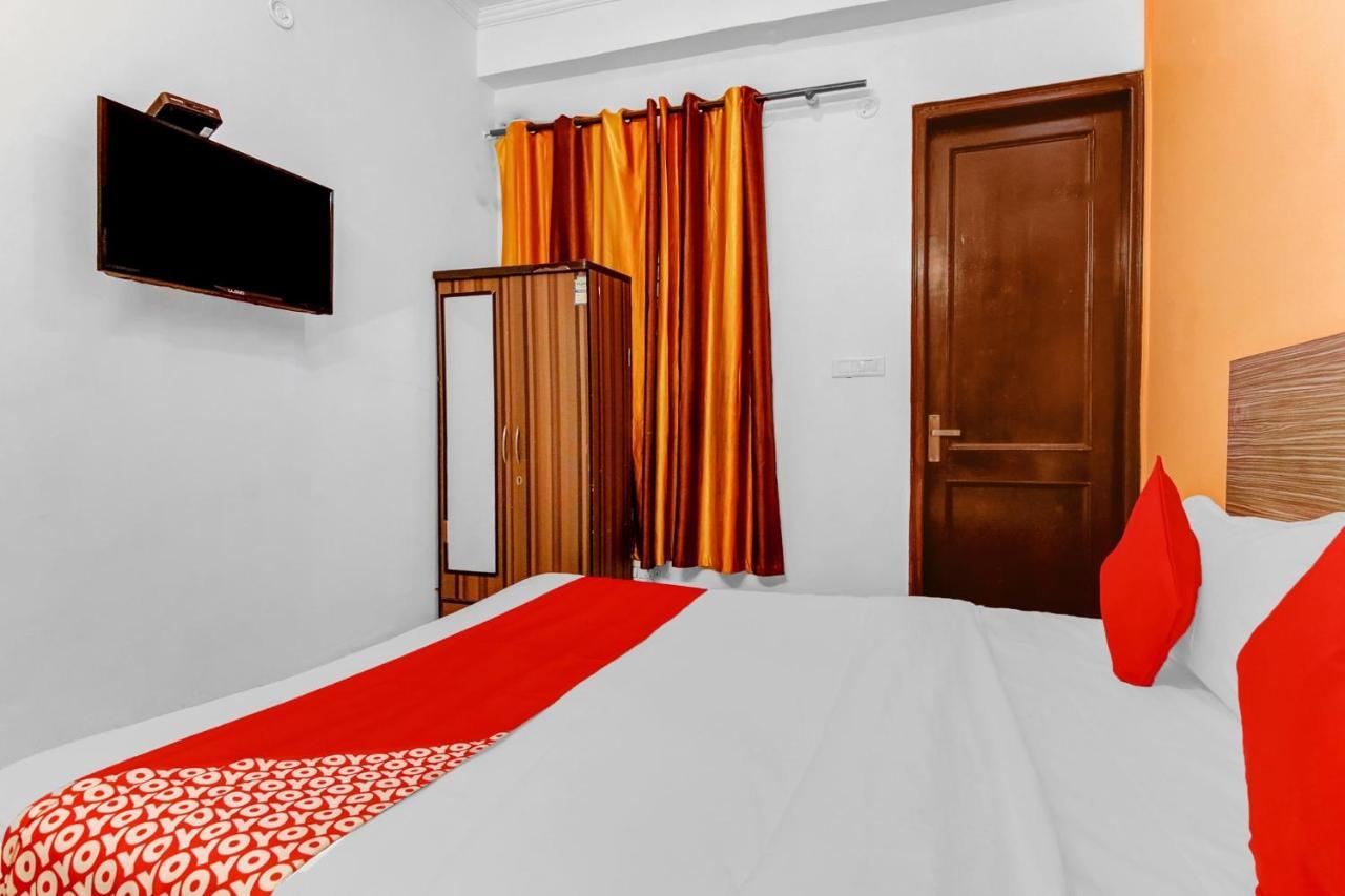 Hotel O Orlov Noida Buitenkant foto