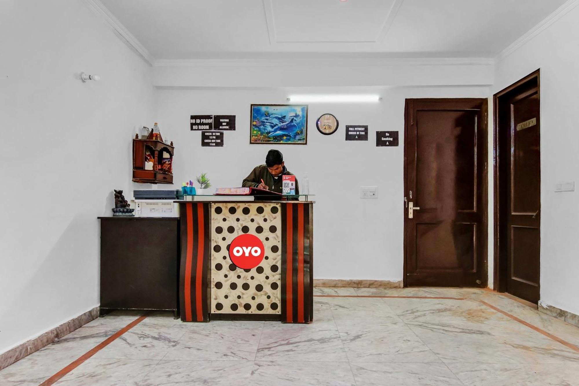 Hotel O Orlov Noida Buitenkant foto