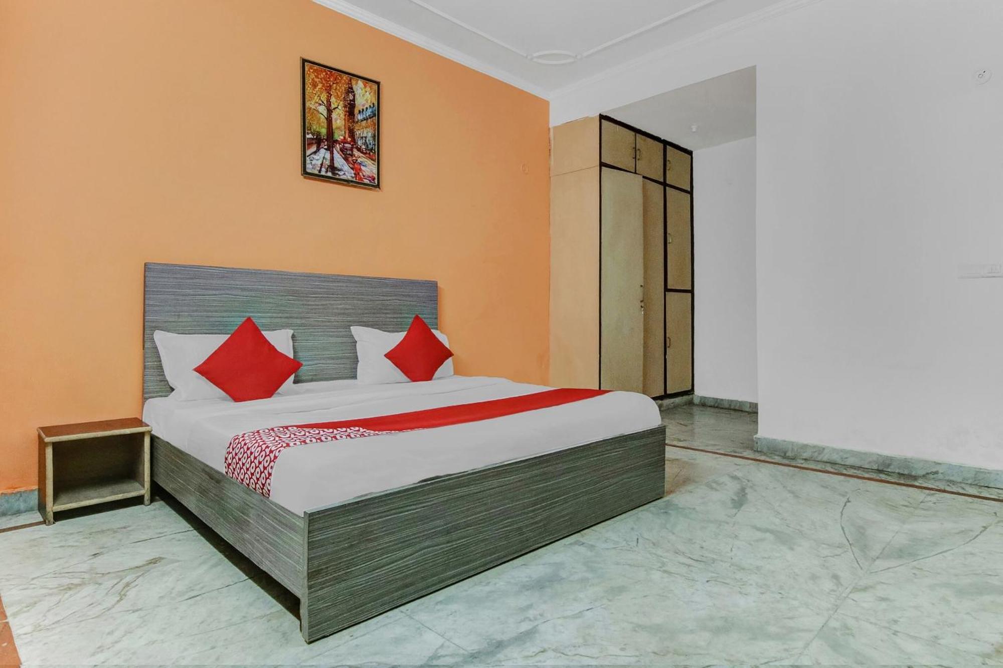 Hotel O Orlov Noida Buitenkant foto