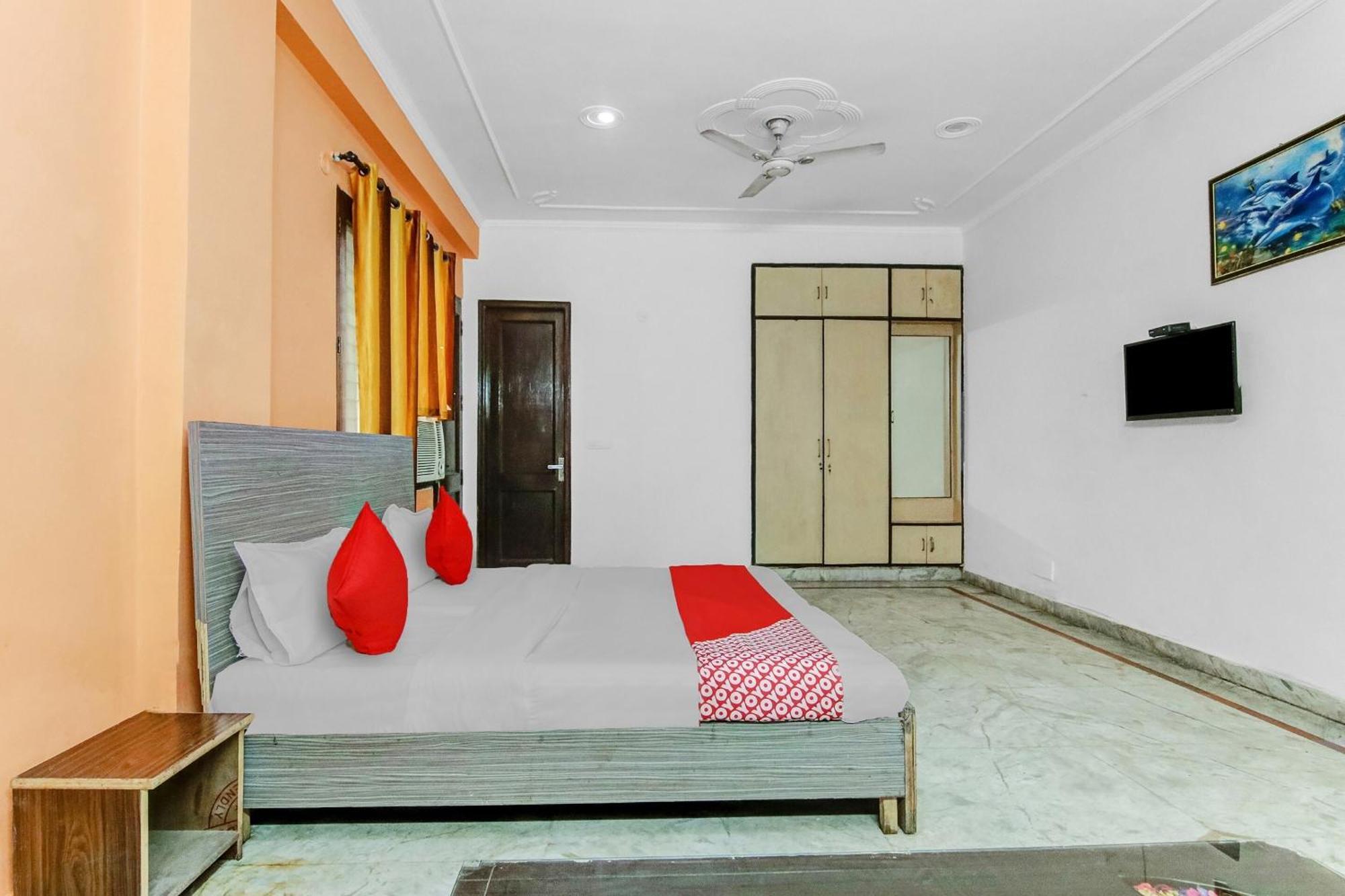 Hotel O Orlov Noida Buitenkant foto